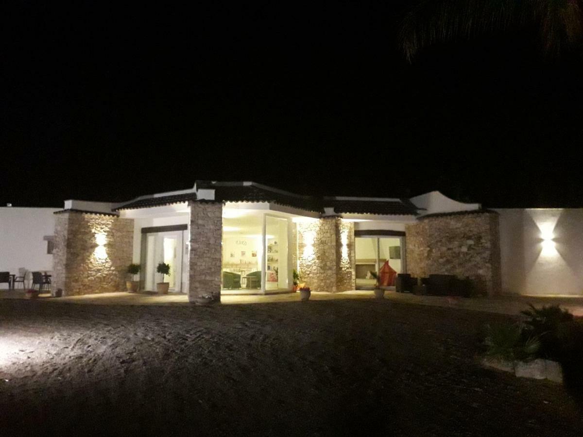 Villa Minerva Family Relais Алецио Экстерьер фото